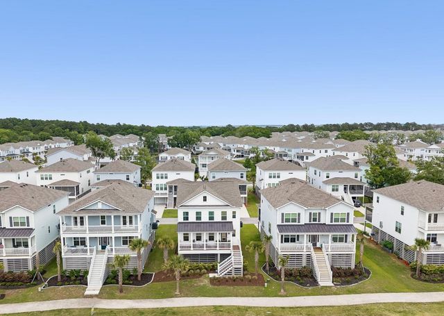 1566 N Lakeshore Drive, Mount Pleasant, SC 29466