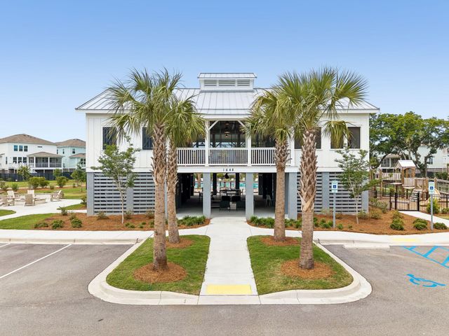 1566 N Lakeshore Drive, Mount Pleasant, SC 29466