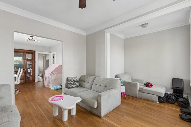 1539 N Kolin Avenue, Chicago, IL 60651