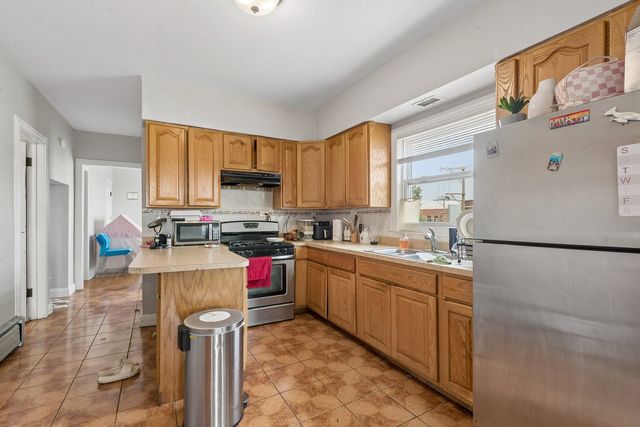 1539 N Kolin Avenue, Chicago, IL 60651
