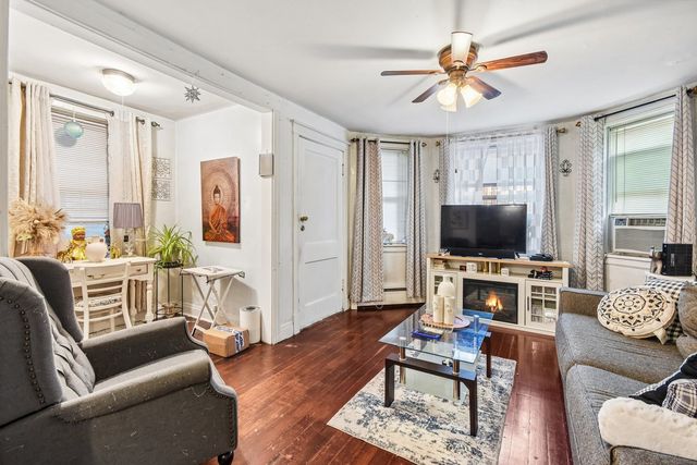 1539 N Kolin Avenue, Chicago, IL 60651