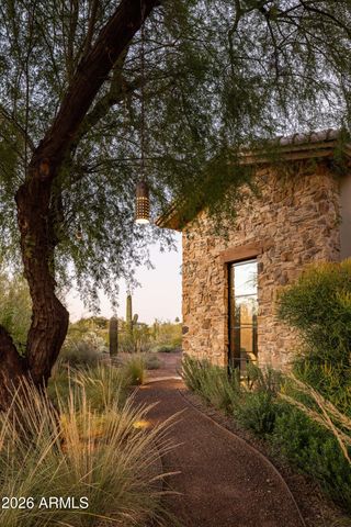 23645 N 83RD Place, Scottsdale, AZ 85255