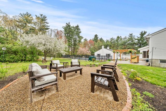 91 Back River Road, Merrimack, NH 03054
