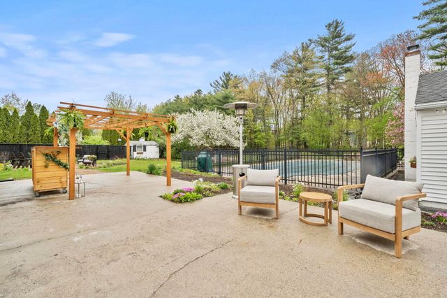 91 Back River Road, Merrimack, NH 03054