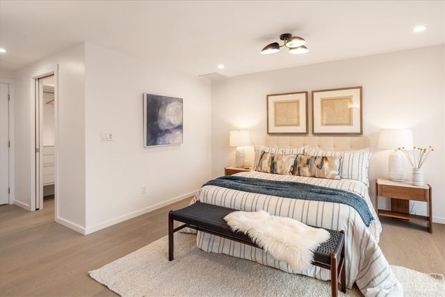 11419 NE 90th Street, Kirkland, WA 98033