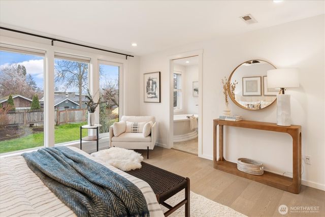 11419 NE 90th Street, Kirkland, WA 98033