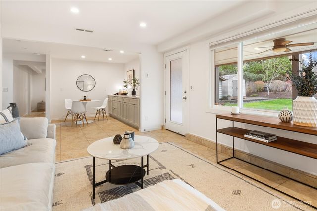 11419 NE 90th Street, Kirkland, WA 98033