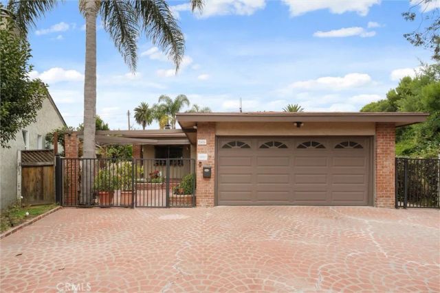 2456 Granville Avenue, Los Angeles, CA 90064