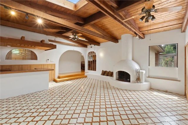 2456 Granville Avenue, Los Angeles, CA 90064