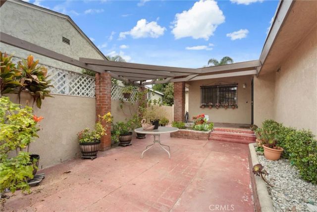 2456 Granville Avenue, Los Angeles, CA 90064