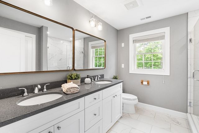 27A Devonshire Dr, Billerica, MA 01821