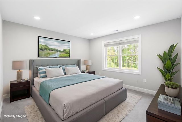 27A Devonshire Dr, Billerica, MA 01821