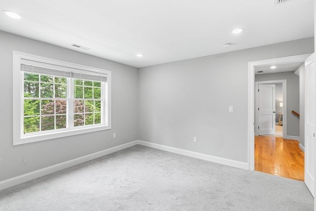 27A Devonshire Dr, Billerica, MA 01821