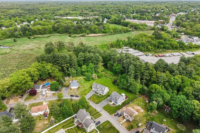 27A Devonshire Dr, Billerica, MA 01821