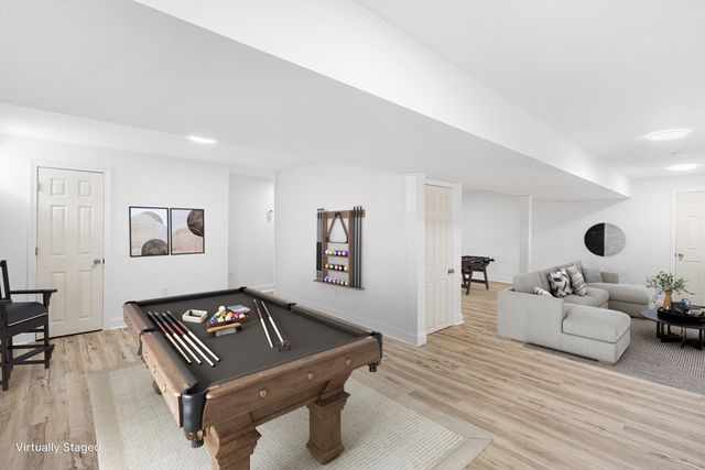 27A Devonshire Dr, Billerica, MA 01821