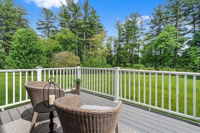 27A Devonshire Dr, Billerica, MA 01821