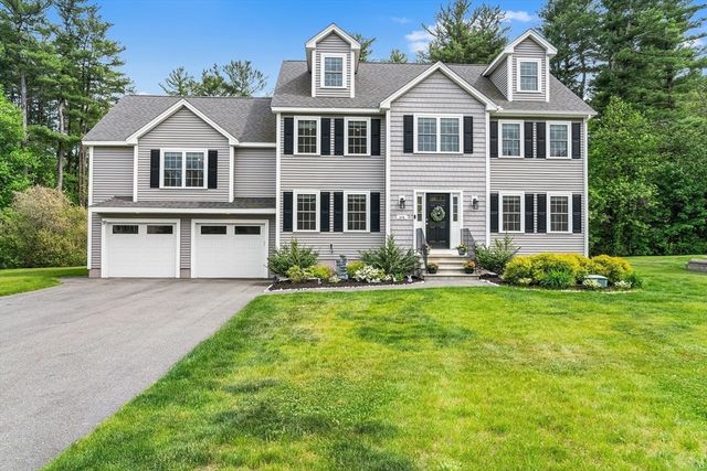 27A Devonshire Dr, Billerica, MA 01821