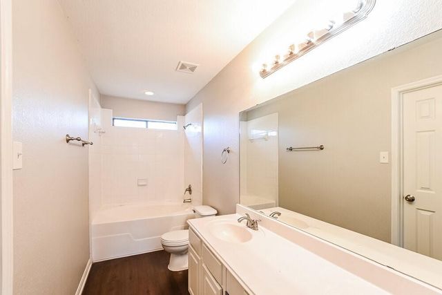 8119 Stagewood Drive, Humble, TX 77338