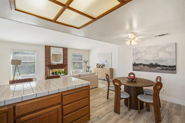 8858 Kona Way, Orangevale, CA 95662