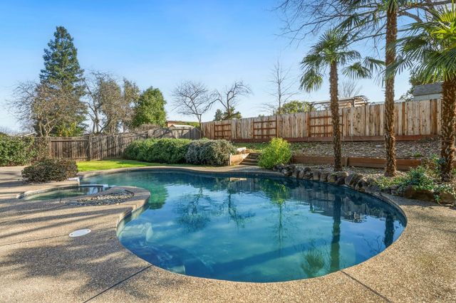 8858 Kona Way, Orangevale, CA 95662