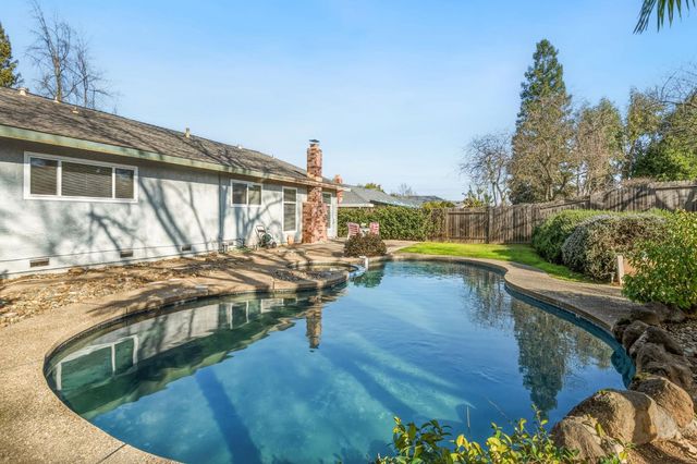 8858 Kona Way, Orangevale, CA 95662