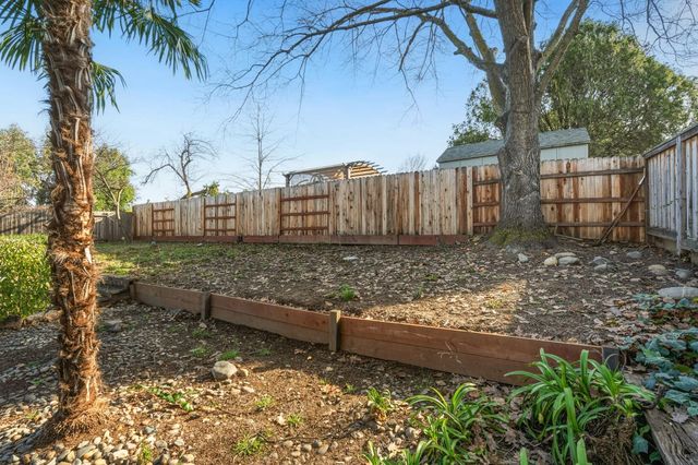 8858 Kona Way, Orangevale, CA 95662