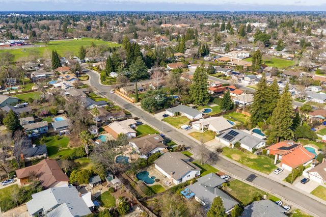 8858 Kona Way, Orangevale, CA 95662