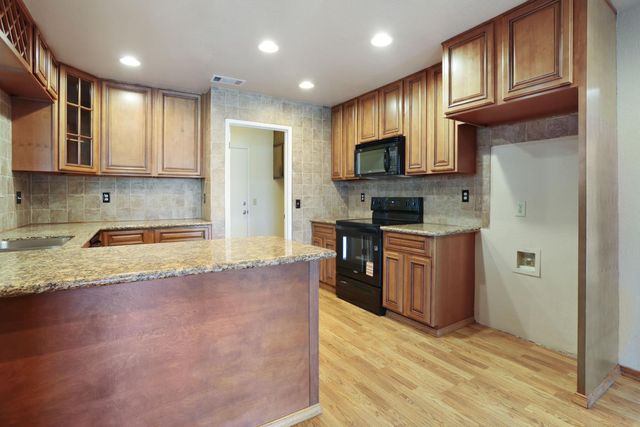 3511 Schooner Dr, Stockton, CA 95219