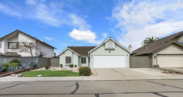 3511 Schooner Dr, Stockton, CA 95219