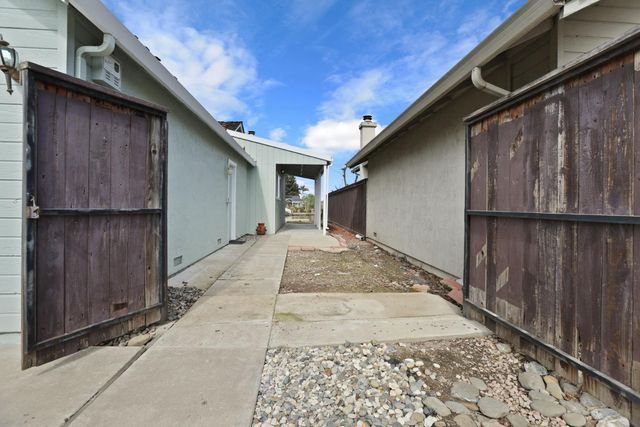 3511 Schooner Dr, Stockton, CA 95219