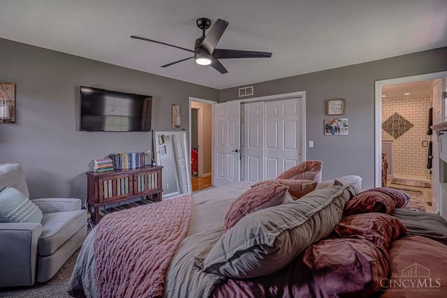 1648 Brookridge Circle Drive, Miller Twp, IN 47025