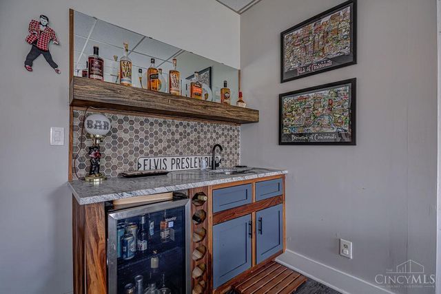 1648 Brookridge Circle Drive, Miller Twp, IN 47025