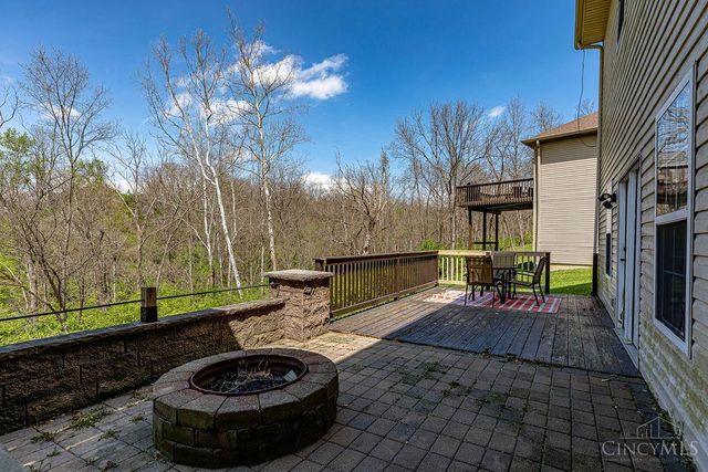 1648 Brookridge Circle Drive, Miller Twp, IN 47025