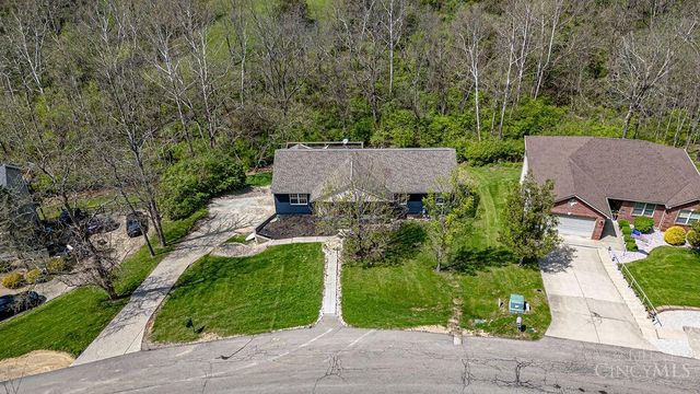 1648 Brookridge Circle Drive, Miller Twp, IN 47025