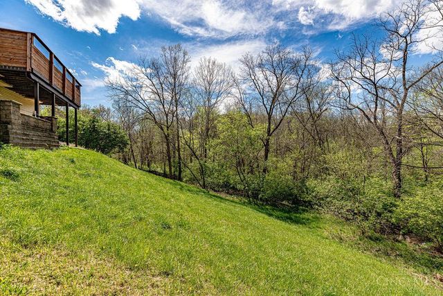 1648 Brookridge Circle Drive, Miller Twp, IN 47025