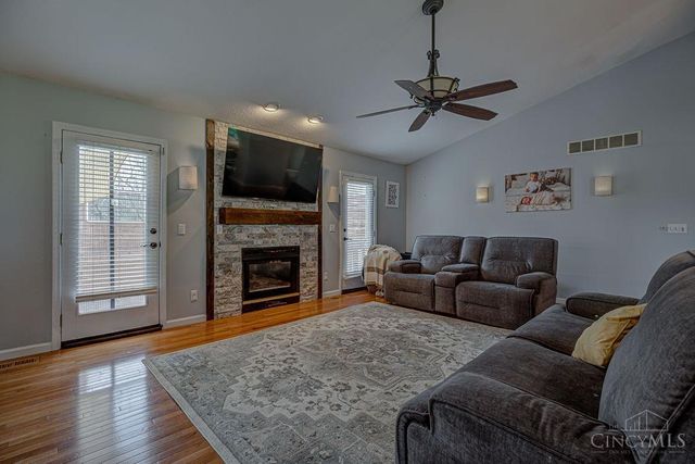 1648 Brookridge Circle Drive, Miller Twp, IN 47025