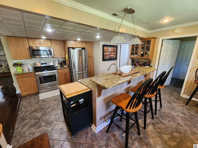 205 Forsythia, Paducah, KY 42003
