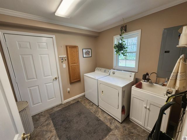 205 Forsythia, Paducah, KY 42003