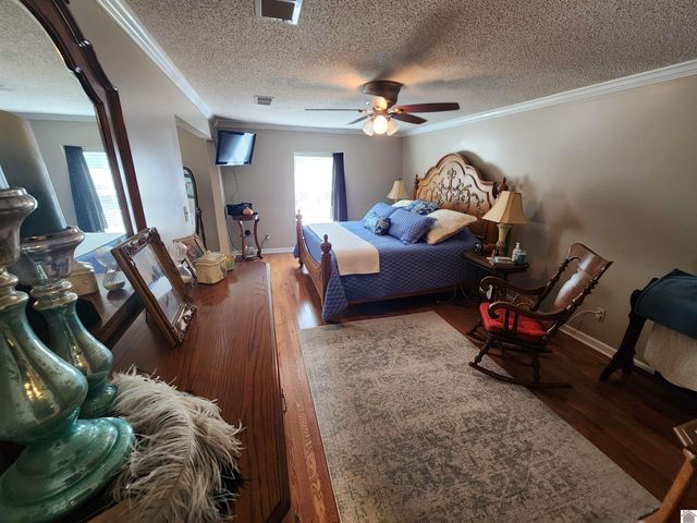 205 Forsythia, Paducah, KY 42003