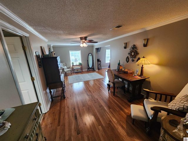205 Forsythia, Paducah, KY 42003
