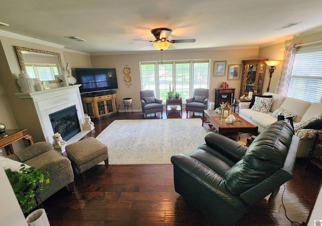 205 Forsythia, Paducah, KY 42003