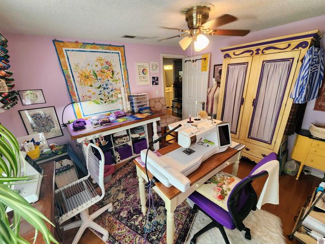 205 Forsythia, Paducah, KY 42003