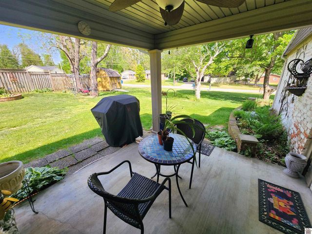 205 Forsythia, Paducah, KY 42003