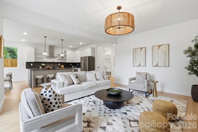 2818 Dogwood Avenue, Charlotte, NC 28206