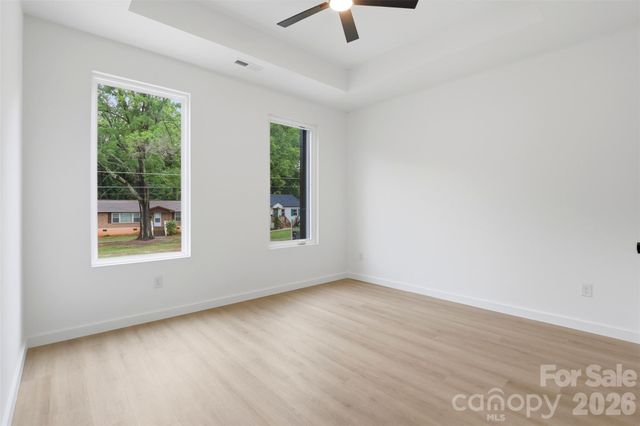 2818 Dogwood Avenue, Charlotte, NC 28206