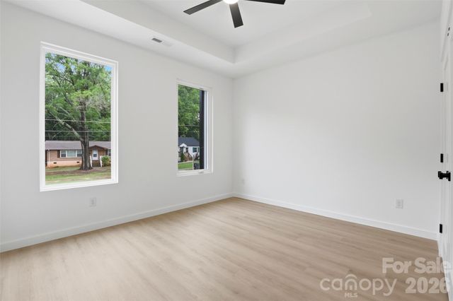 2818 Dogwood Avenue, Charlotte, NC 28206