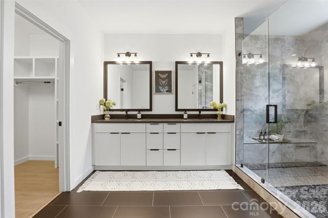 2818 Dogwood Avenue, Charlotte, NC 28206