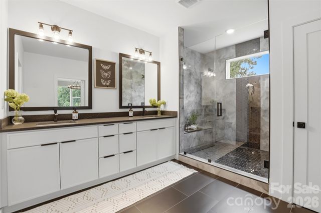 2818 Dogwood Avenue, Charlotte, NC 28206