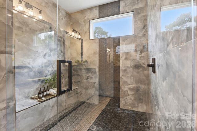 2818 Dogwood Avenue, Charlotte, NC 28206