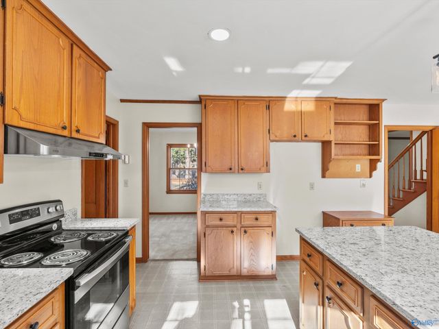 2501 College Street SE, Decatur, AL 35601